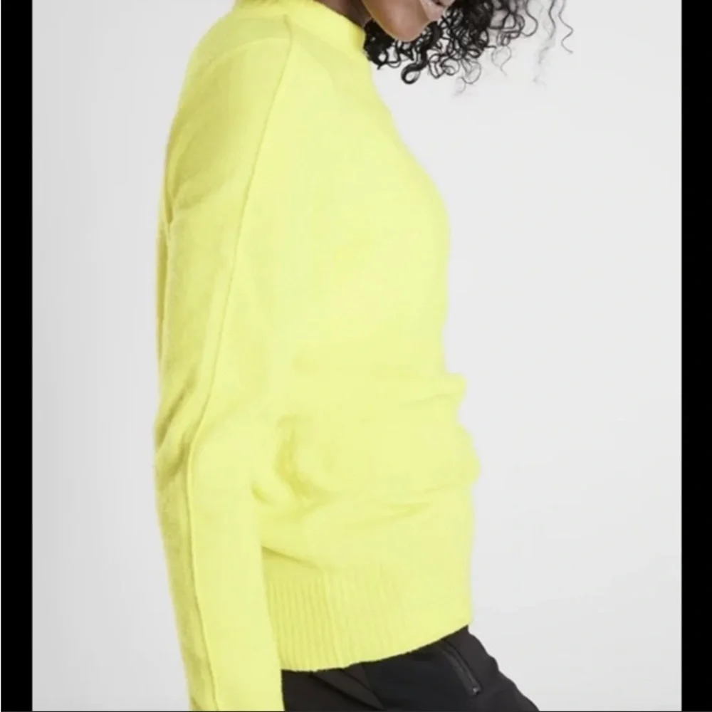 Athleta merino wool blend lime mock neck sweater - Picture 3 of 10